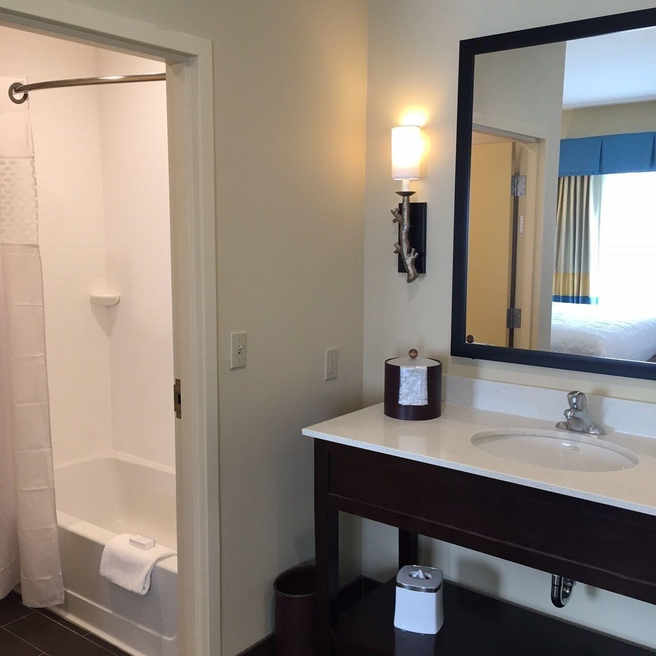 Hampton Inn & Suites Stroudsburg Bartonsville Poconos Exterior photo